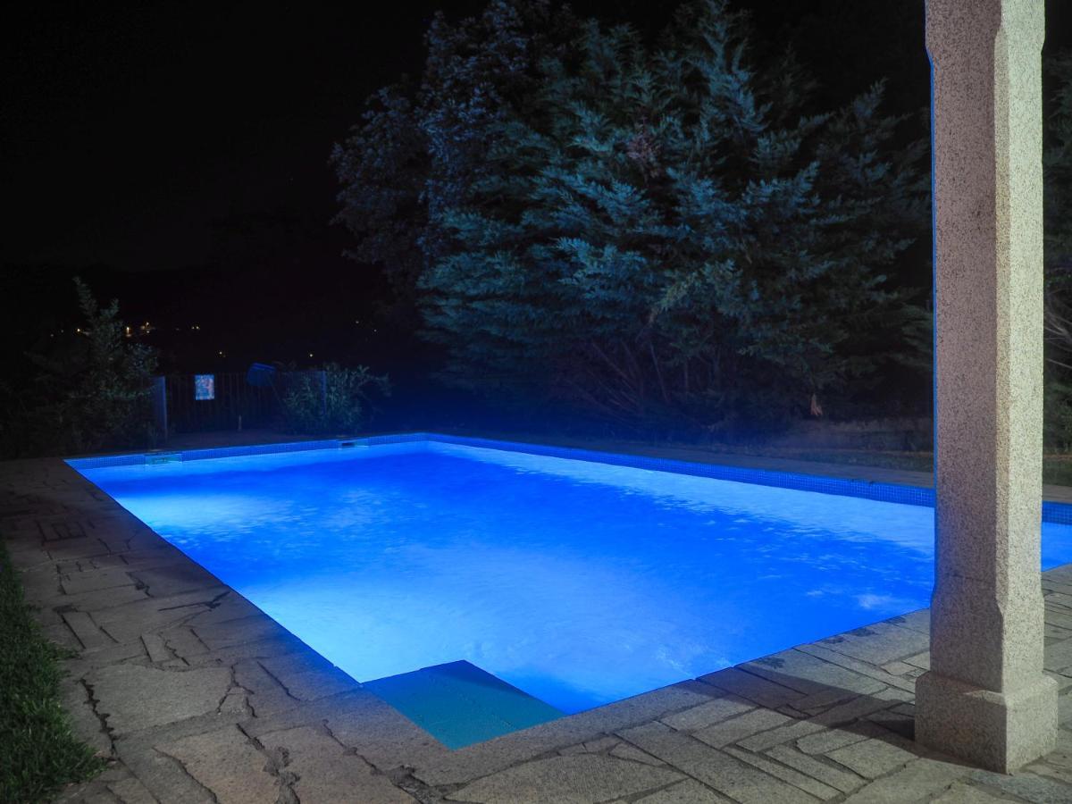Espectacular Casa Con Piscina En Allariz Exterior photo